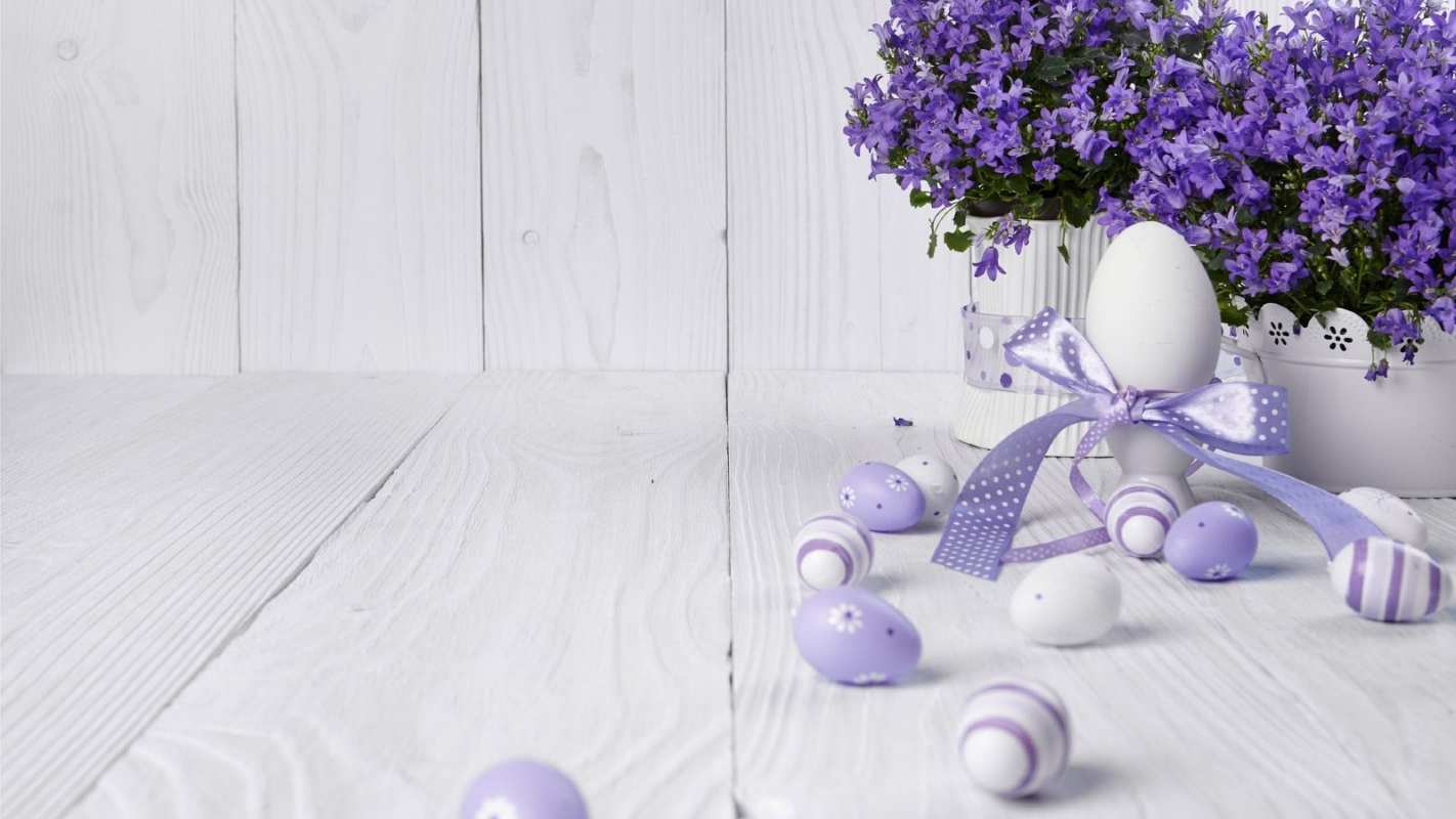 Открытка Пасхальная открытка с сиреневыми цветами   пасха, сирень  С пасхой 